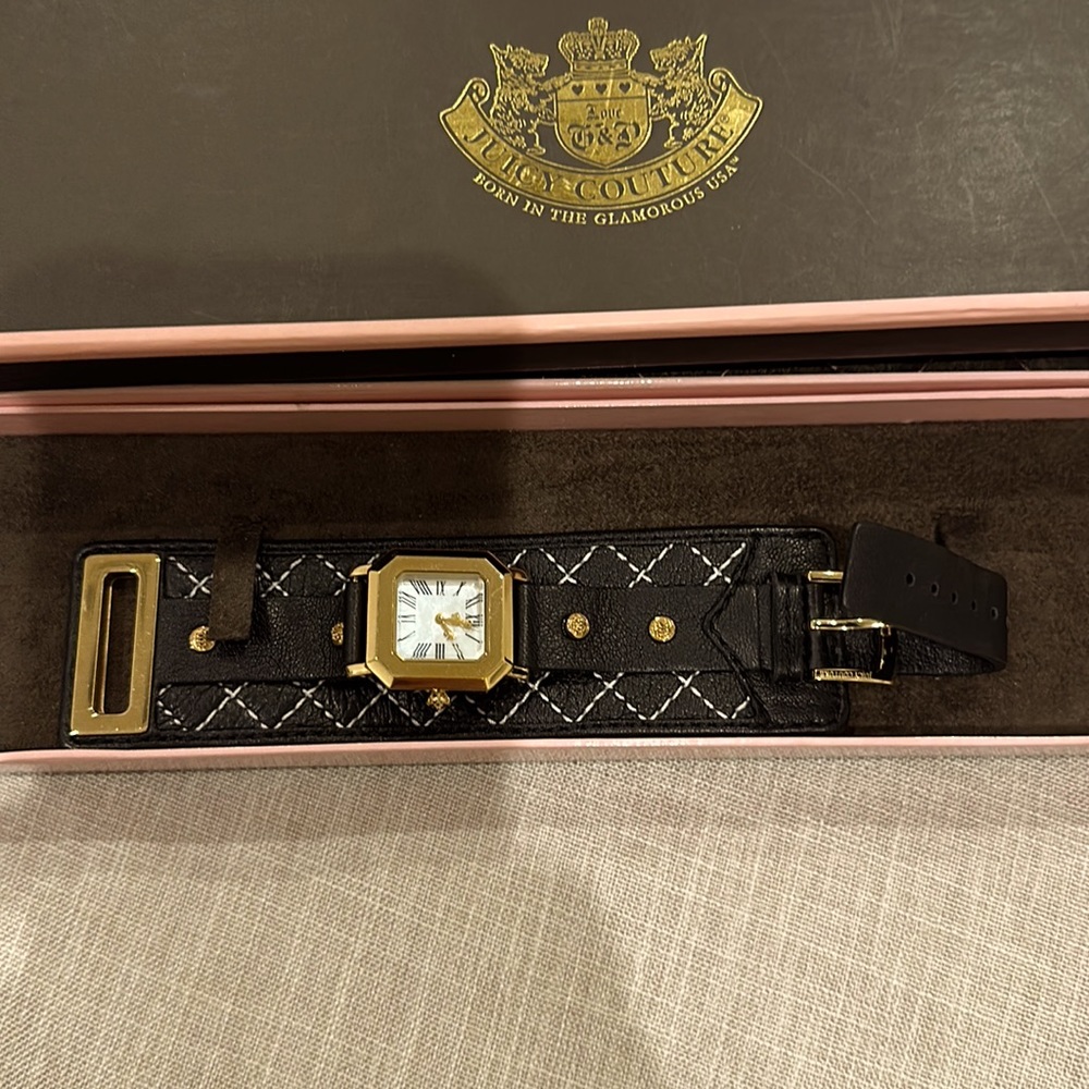 Juicy Couture leather watch